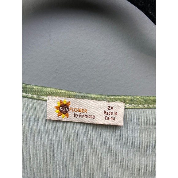 Floral Green Tunic Top - Picture 4 of 8